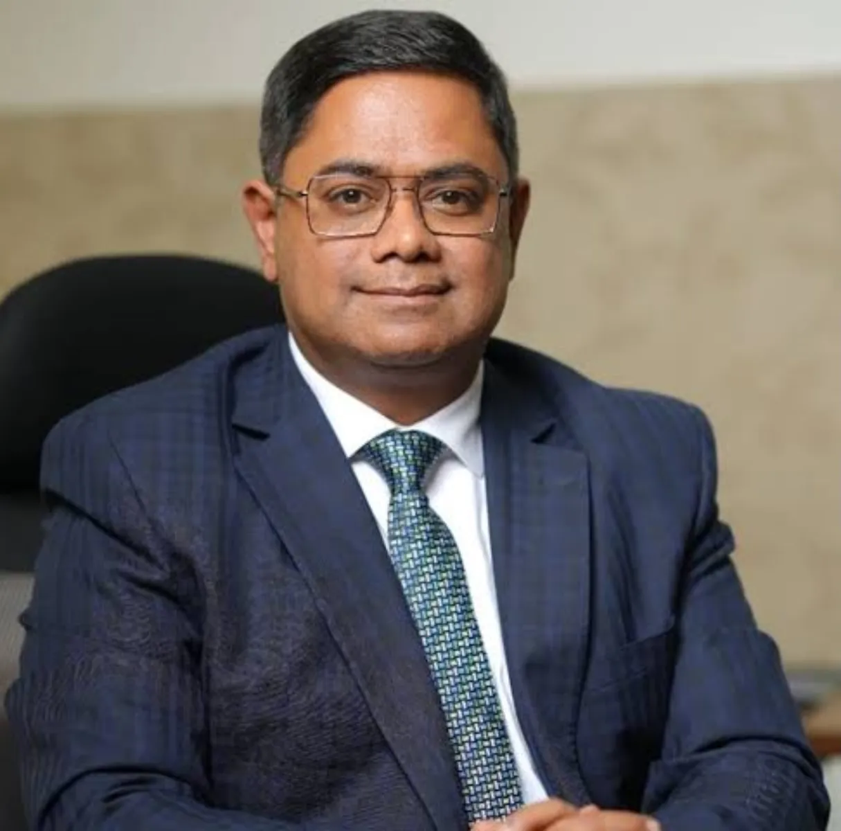 Mr.Vijay Murthy